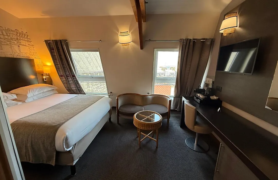 Holiday Inn Paris Montmartre By Ihg-1