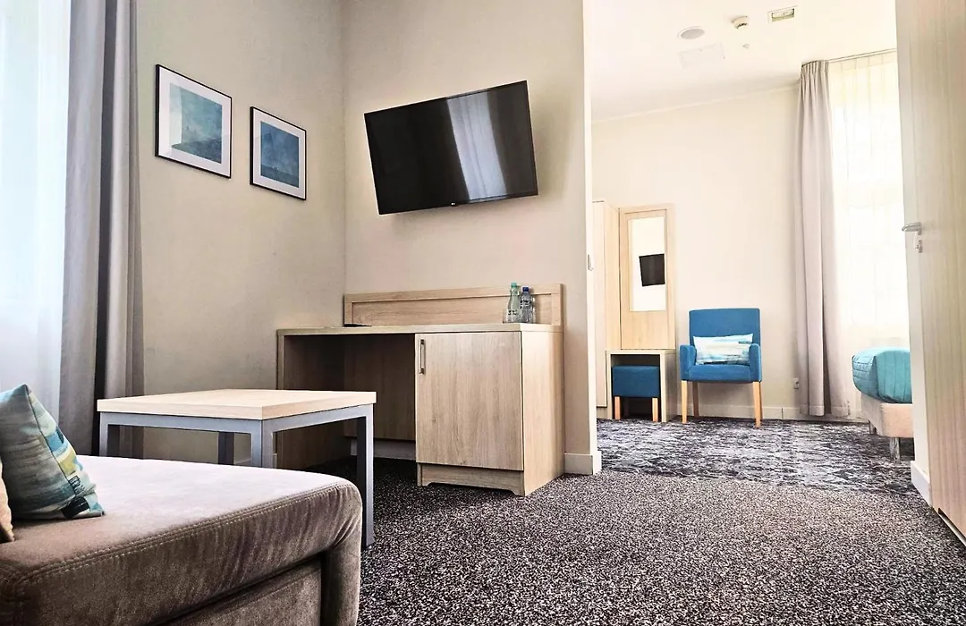 Hotel Eureka-1