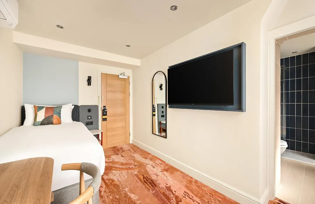 London Bloomsbury Square Hotel By Ihg-1