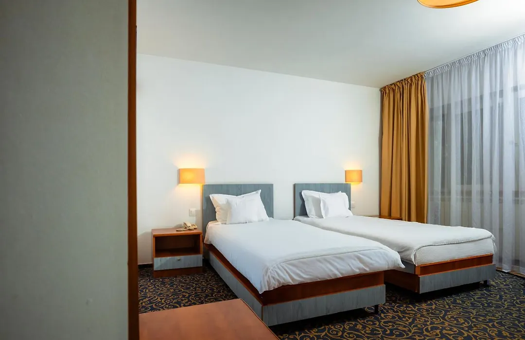 Hotel Herastrau-1