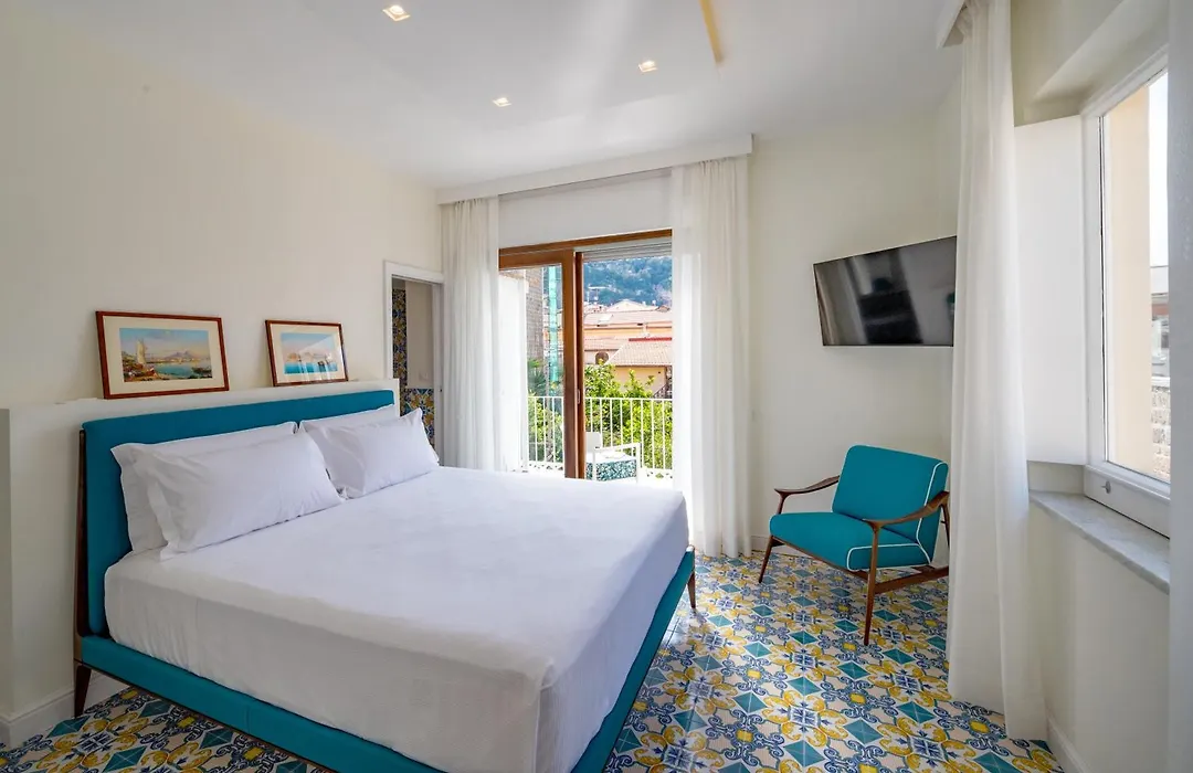 Palazzo Gargiulo Luxury Rooms & Suites (Adults Only)-1