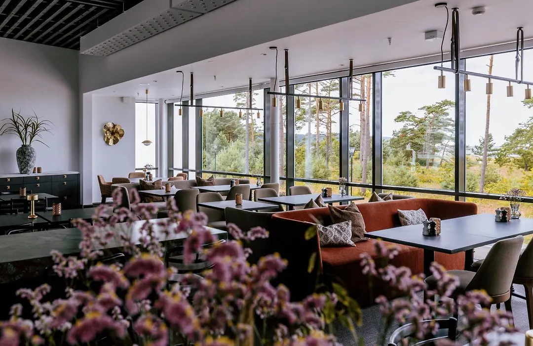 Hotel Riviera Strand-1