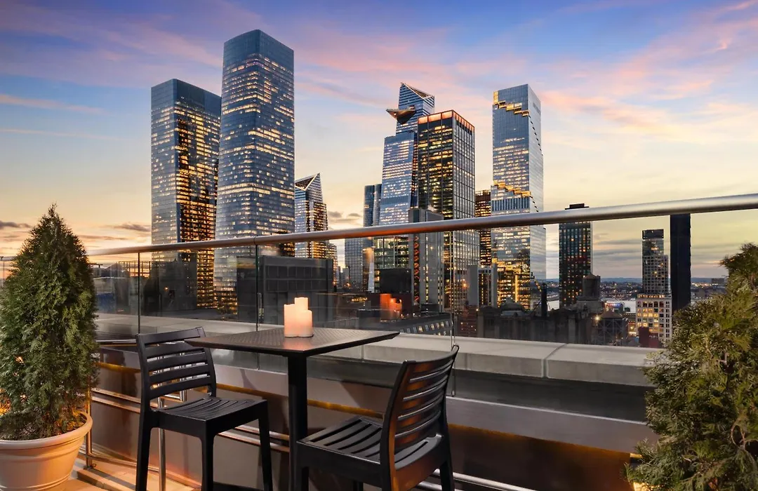 Doubletree By Hilton New York Times Square South-1