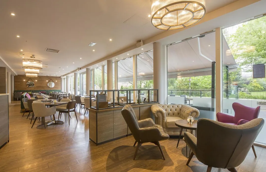 Hilton Garden Inn Bristol City Centre-1