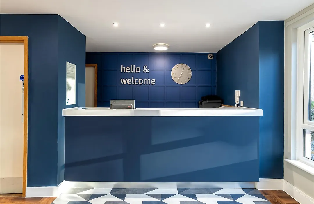 Travelodge Aberdeen Airport-1