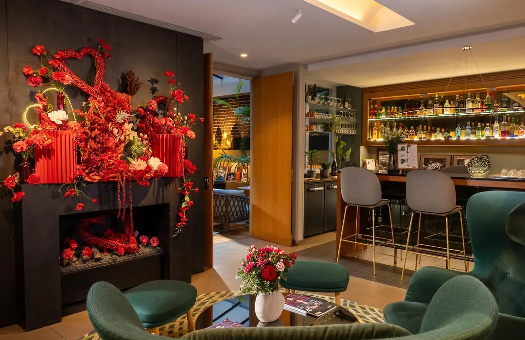 Hotel Le Six-1