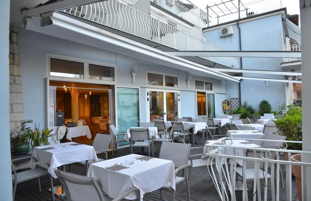 Hotel Luna-1