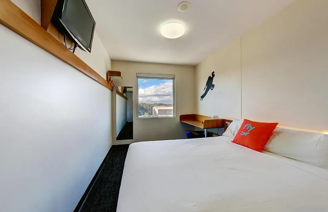 Ibis Budget Sydney Airport-1