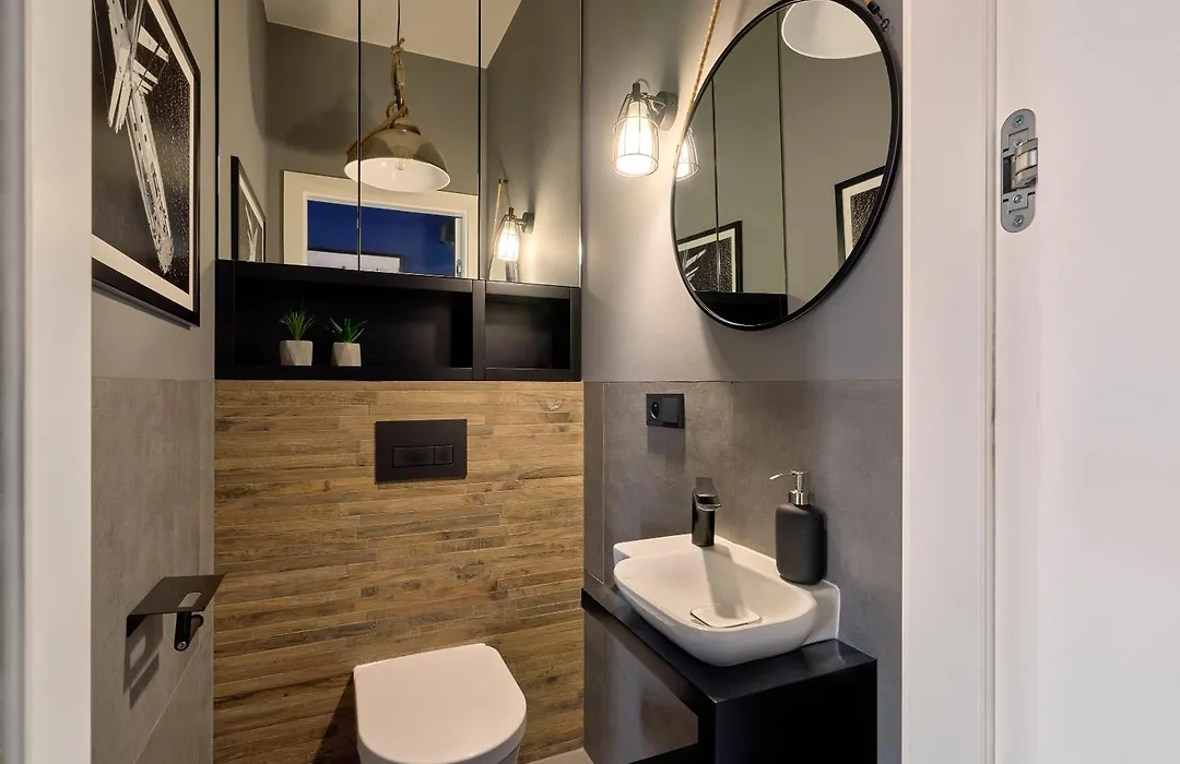 Granaria Premium Riverside & Parking By Downtown Apartments-1