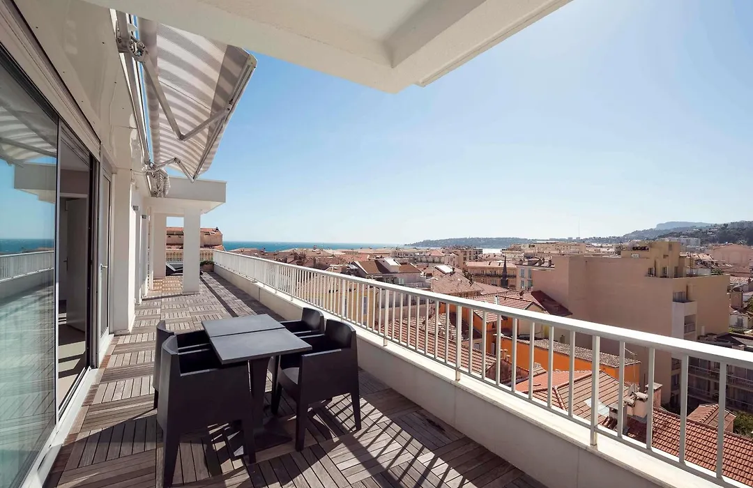 Ibis Styles Menton Centre-1