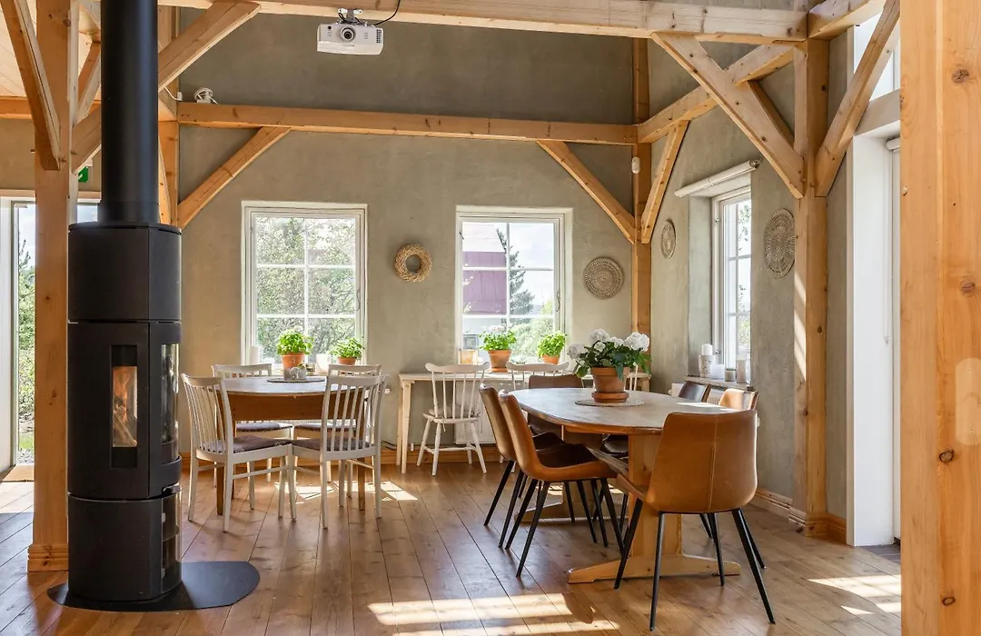 Allsta Gård Kretsloppshuset B&B-1