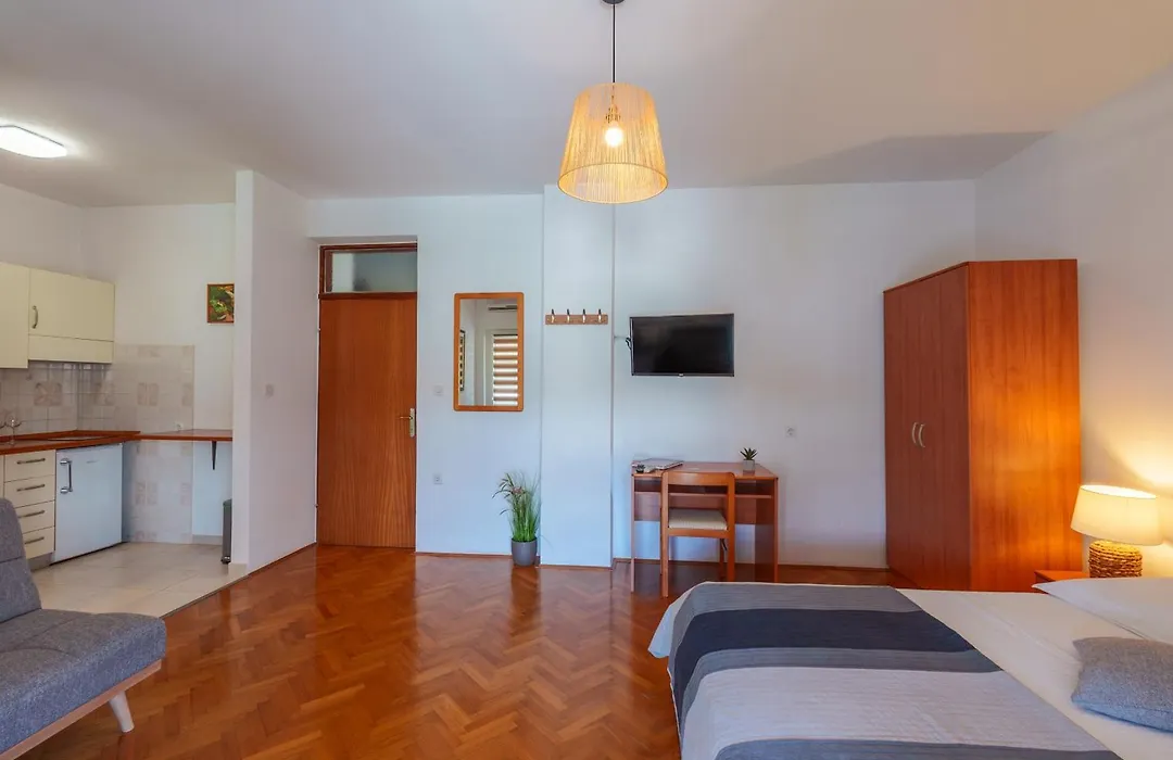 Villa Salvia Rooms And Apartments-1