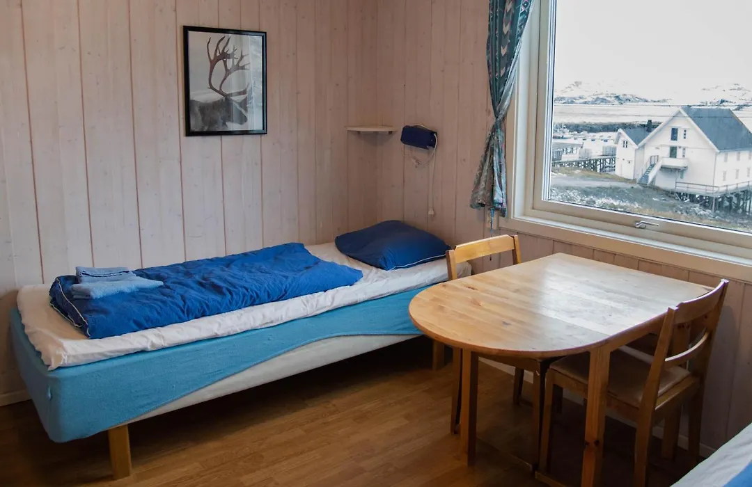 Kongsfjord Arctic Lodge-1