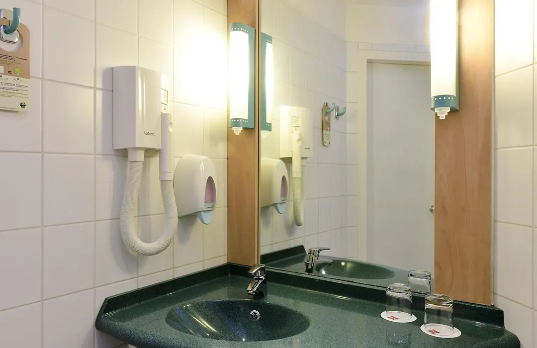 Ibis Budapest City-1