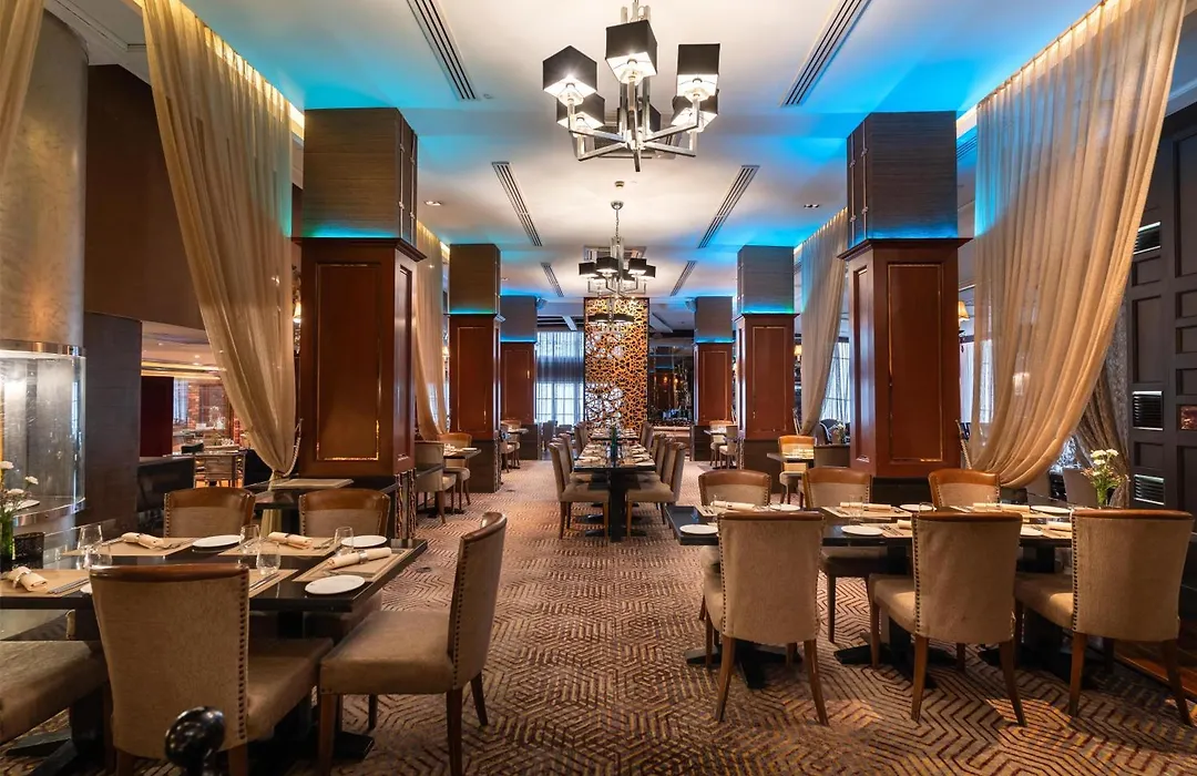Radisson Suites Bangkok Sukhumvit-1