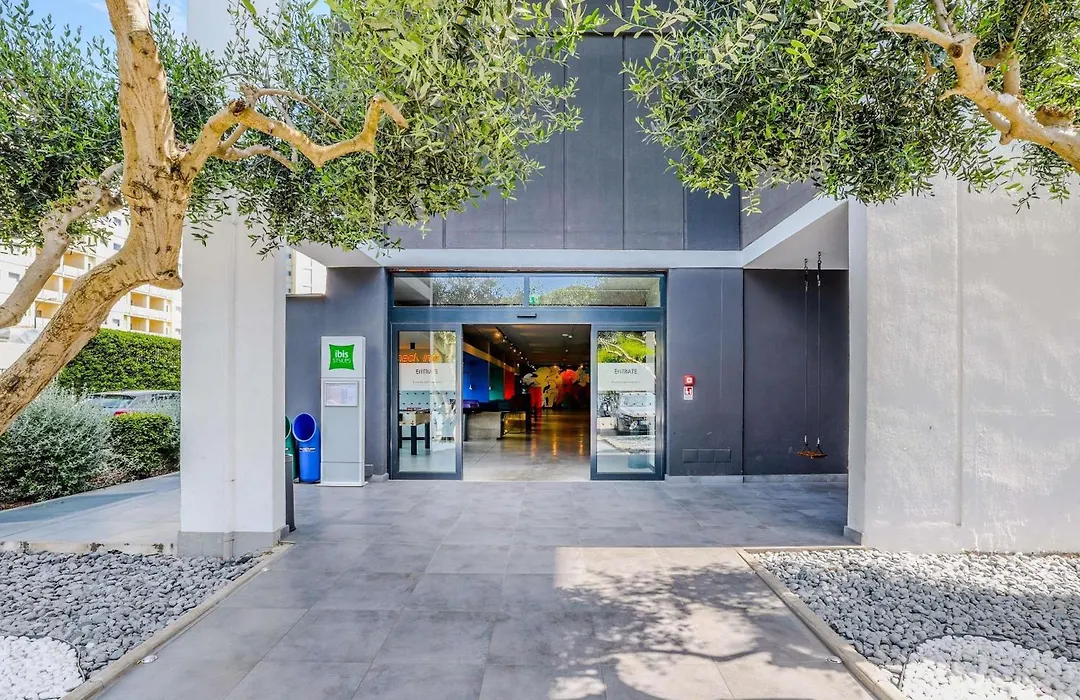 Ibis Styles Roma Aurelia-1