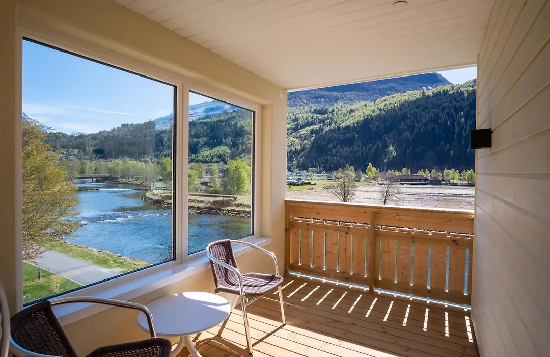 Hotel Loenfjord Loen-1