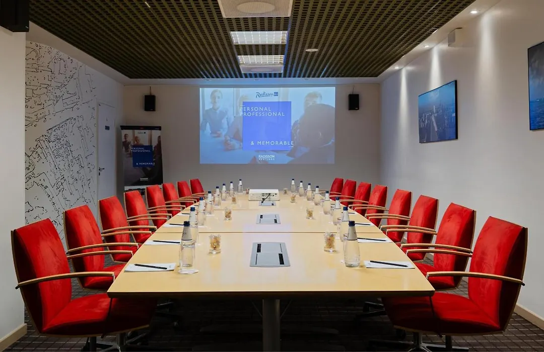 Radisson Blu Hotel Oluempia-1