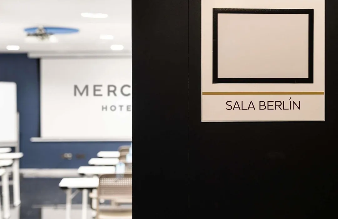 Hotel Mercure Jardines De Albia-1