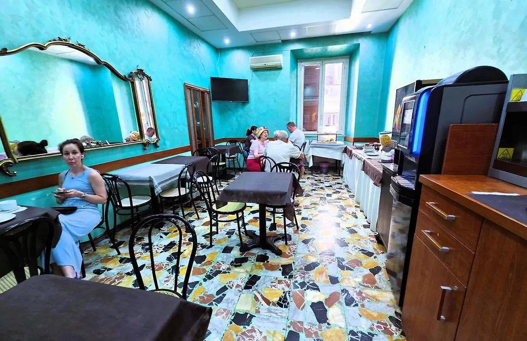 Hotel Ferrari-1