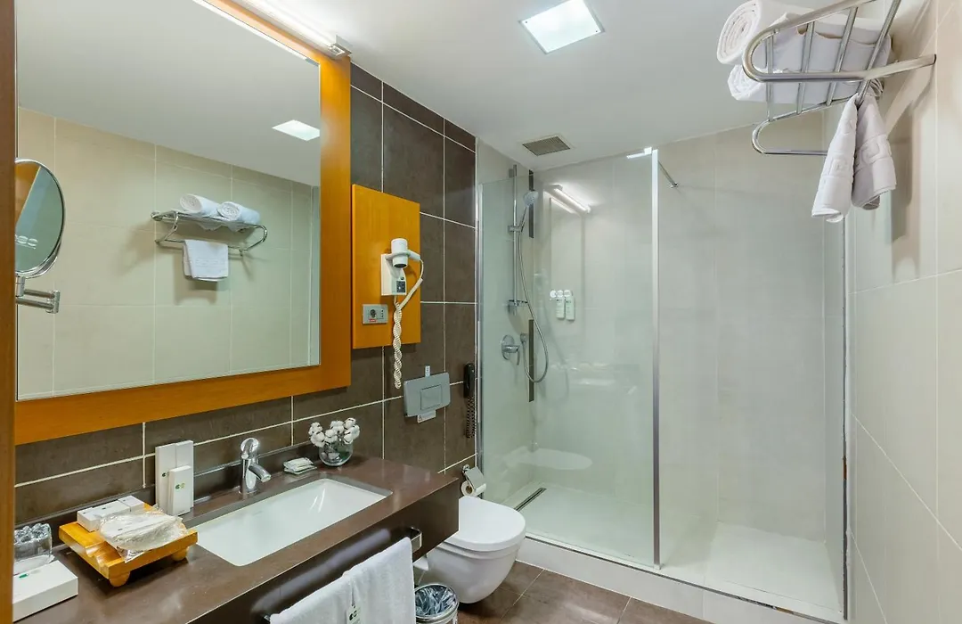 Point Hotel Taksim-1