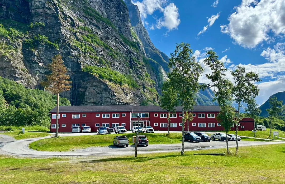 Traedal Hotel-1