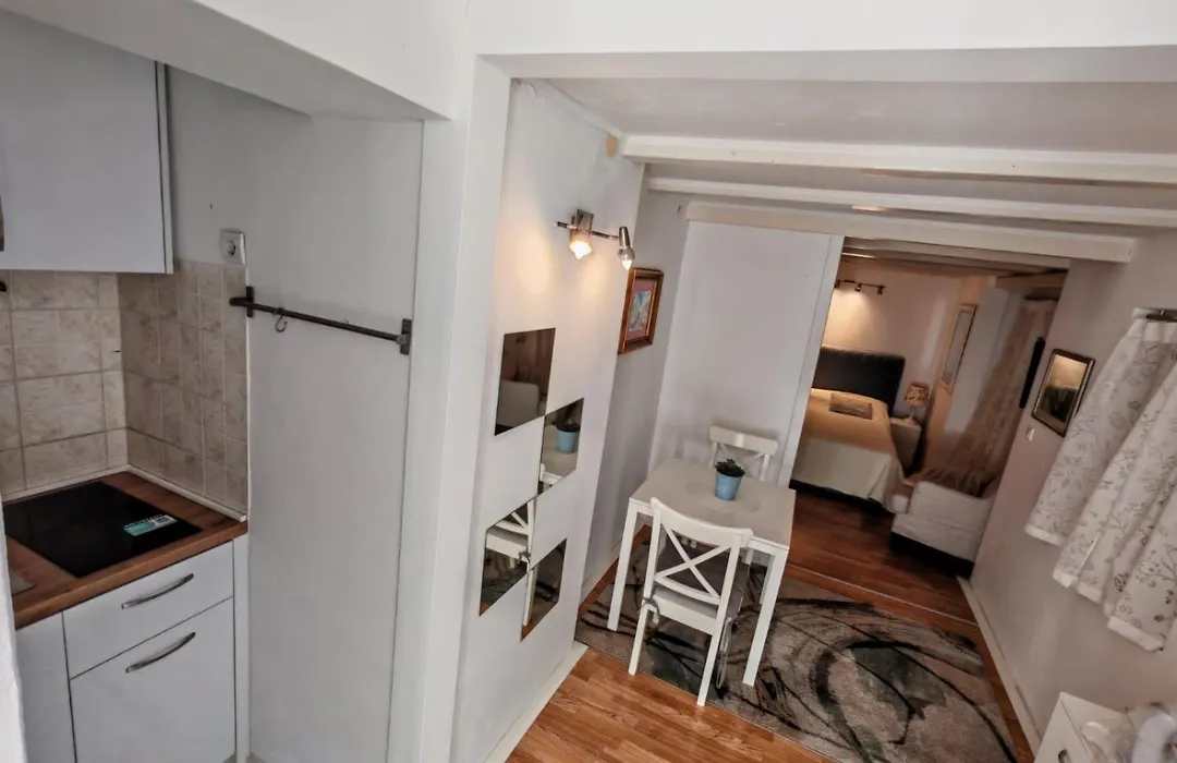Guest Accommodation Sveti Jakov-1
