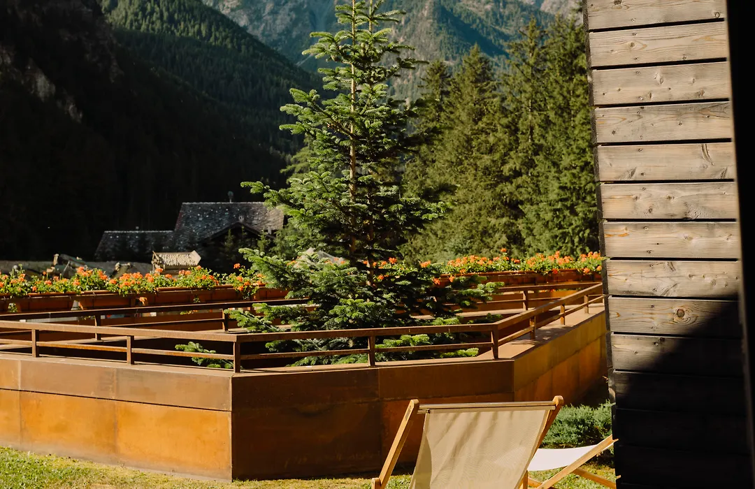 Aethos Hotel Monterosa-1