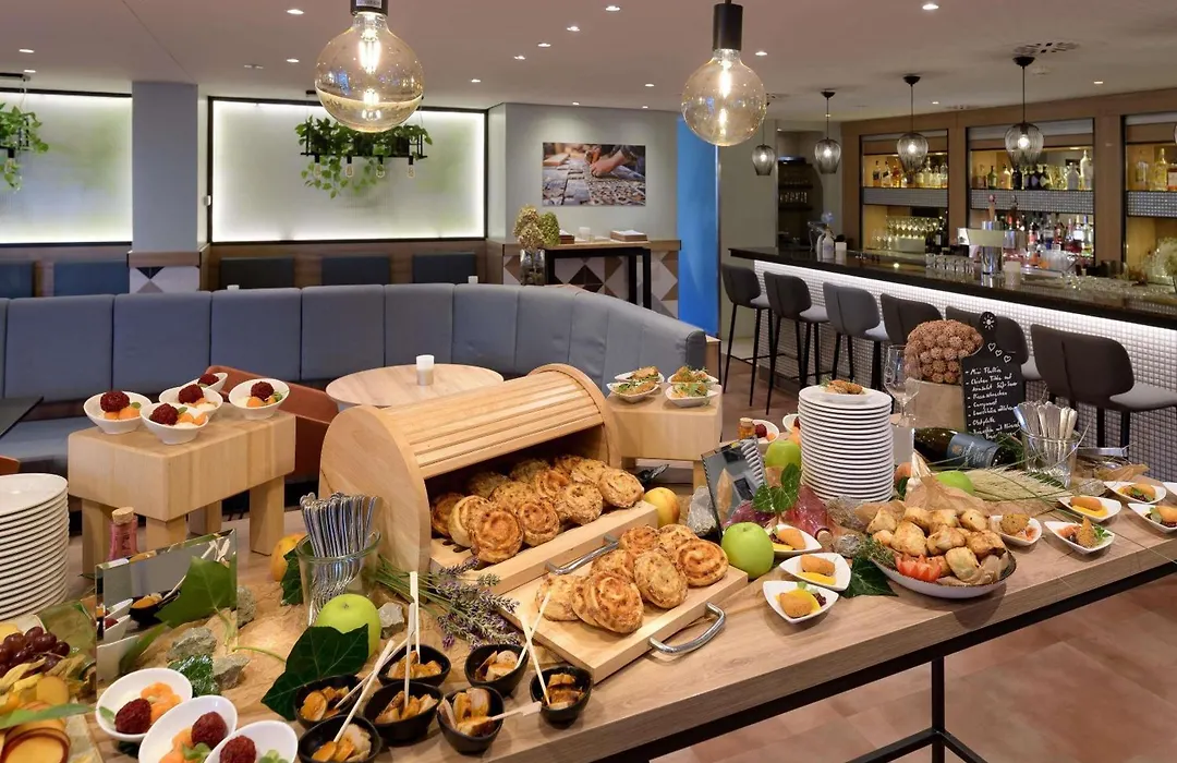 Mercure Hotel Koeln West-1