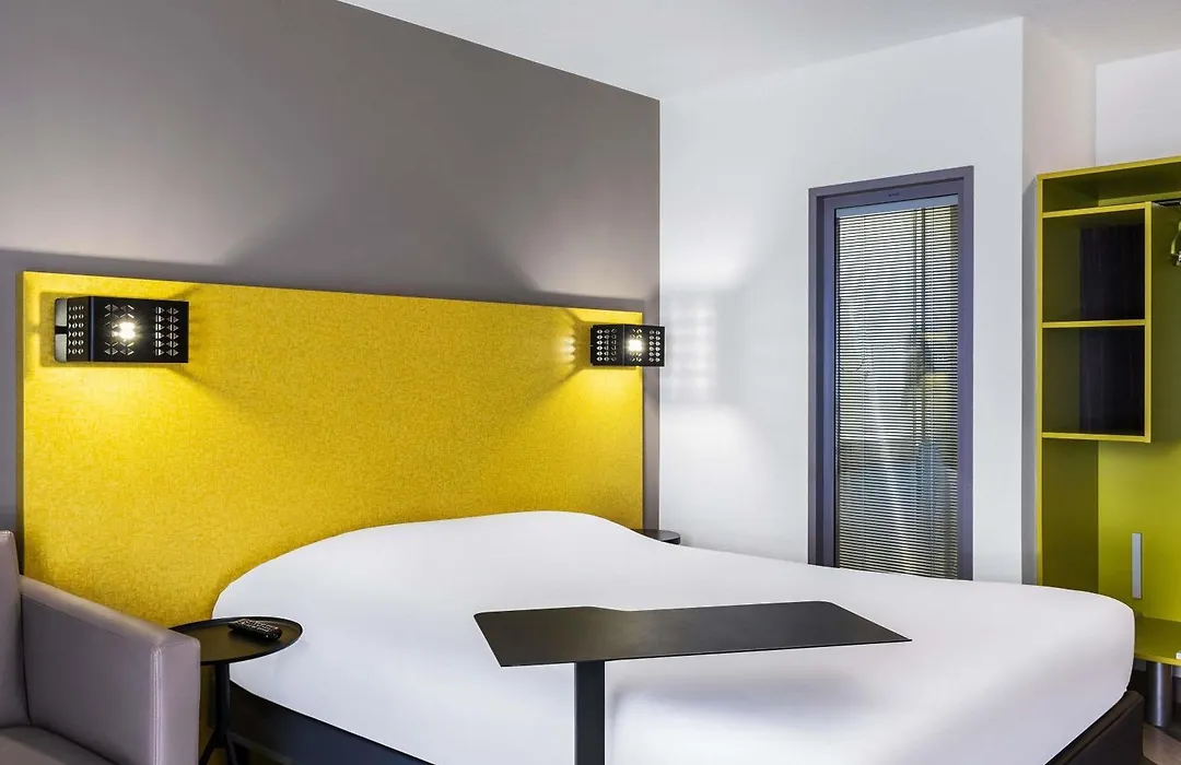 Ibis Styles Nice Vieux Port-1