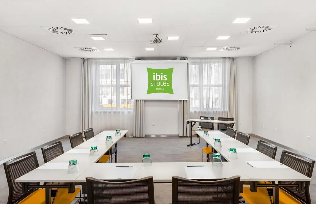 Ibis Styles Budapest City-1