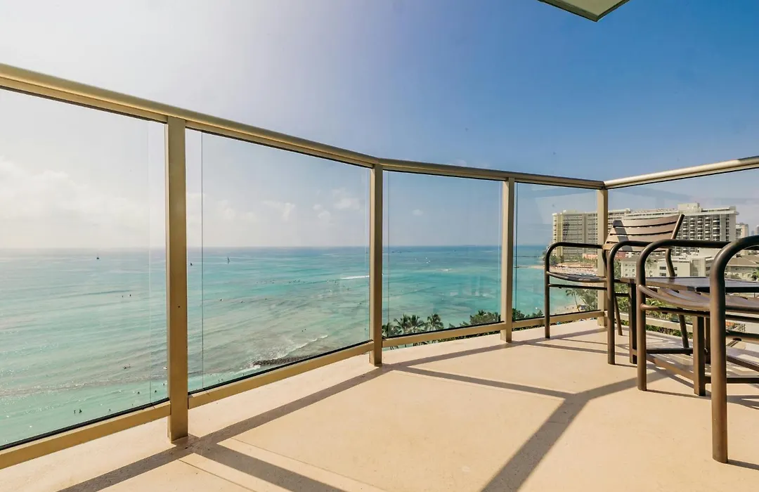 Waikiki Circle Hotel By Castle-1