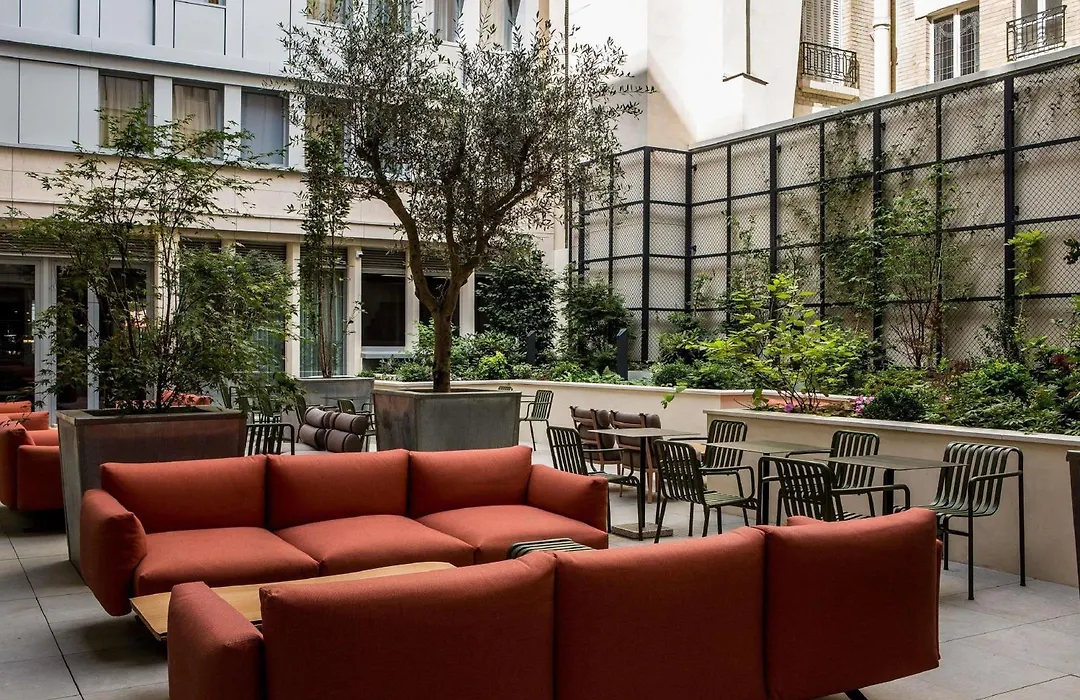 Mercure Paris 17 Batignolles-1