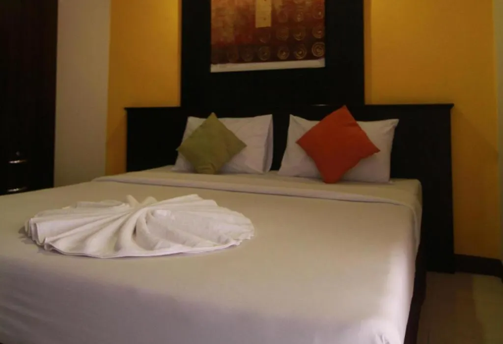Grand Pinnacle Hotel-1