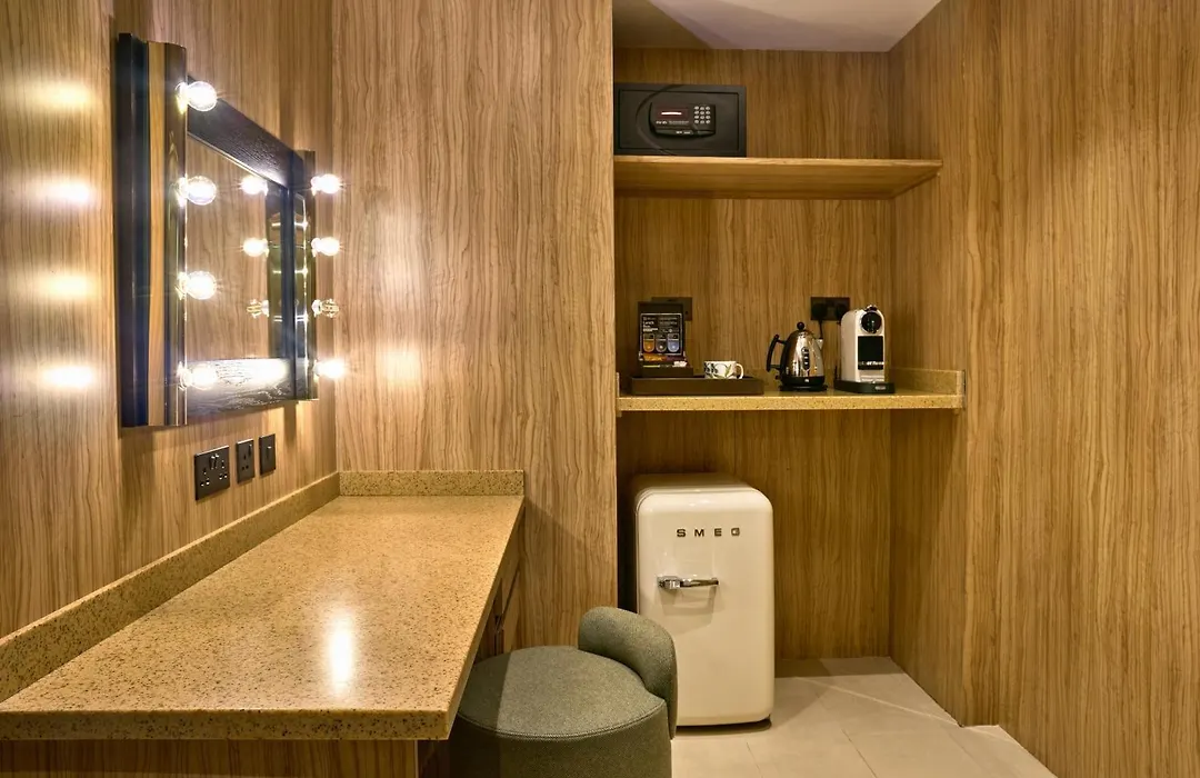 Radisson Blu Hotel, London Mercer Street-1