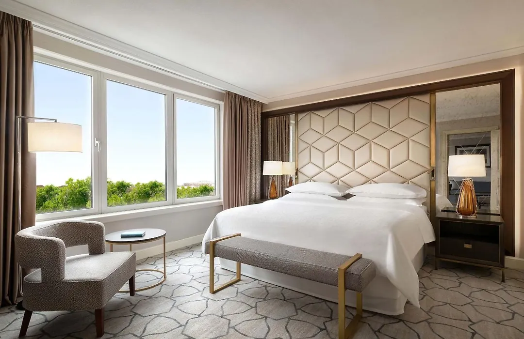 Sheraton Grand Warsaw-1