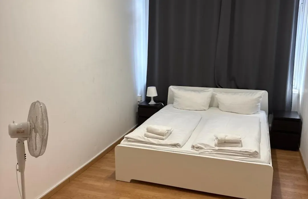 Potsdamer Inn-1
