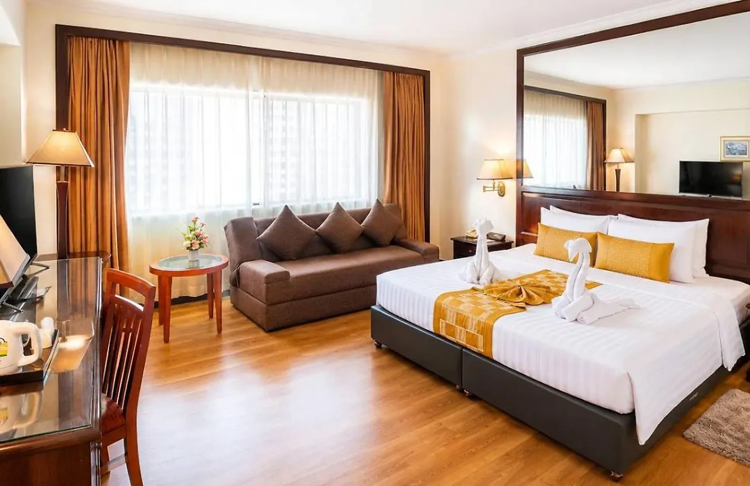 Arnoma Hotel Bangkok-1