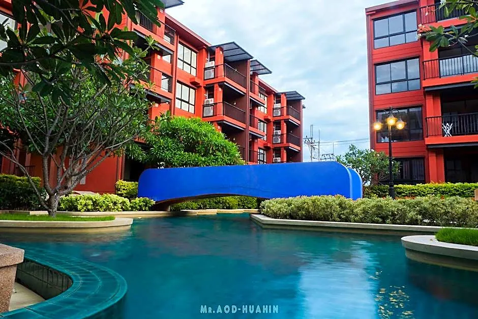 Bluroc Huahin Pool View-1