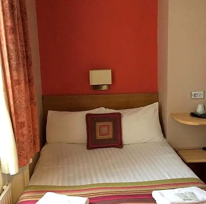 The Grapevine Hotel-1