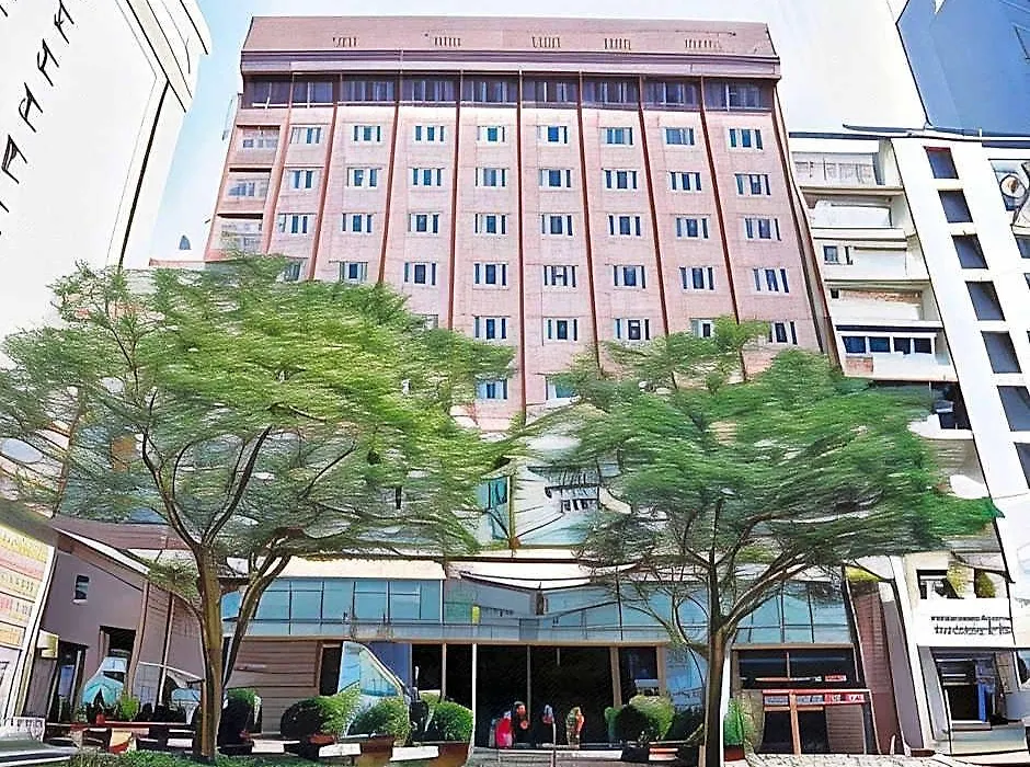 Strand Hotel-1