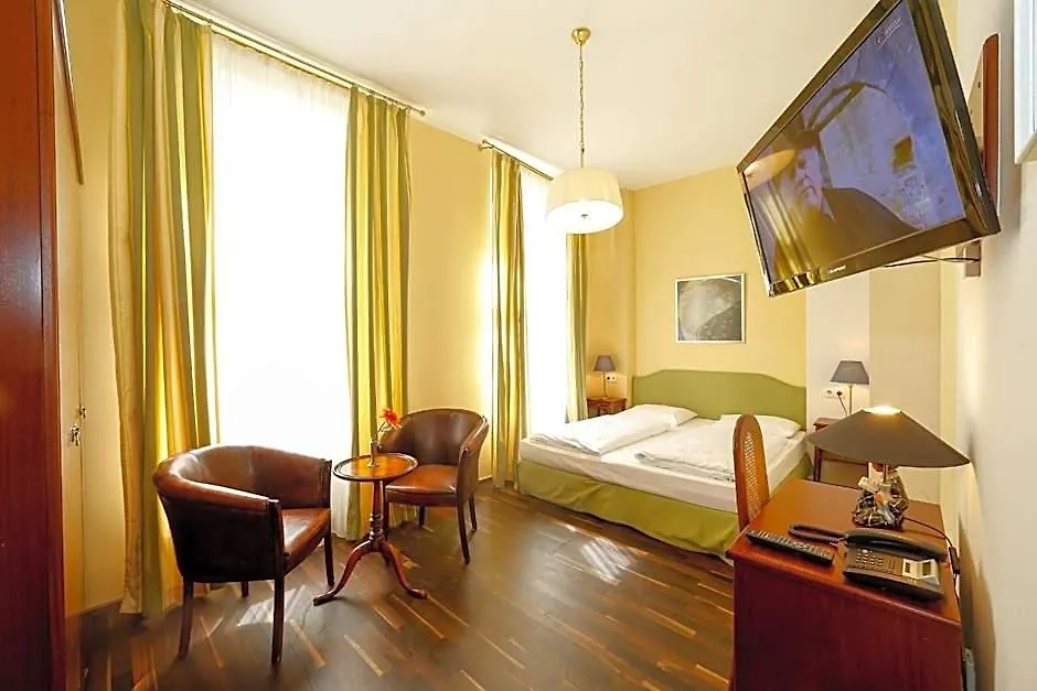 Timeout City Hotel, 5 Min To City Center, Self Check In-1