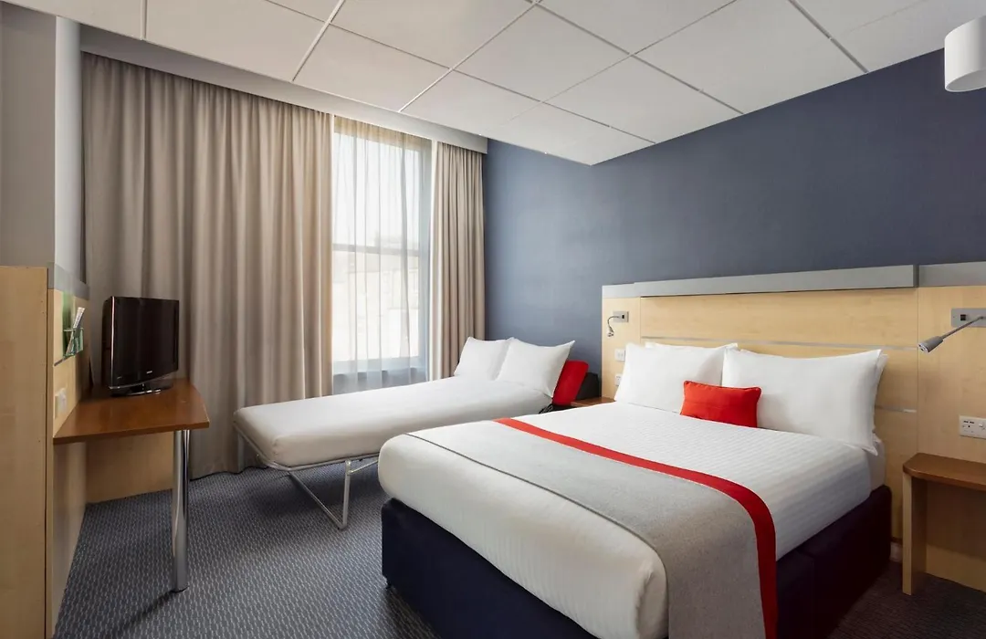 Holiday Inn Express Edinburgh City Centre By Ihg-1