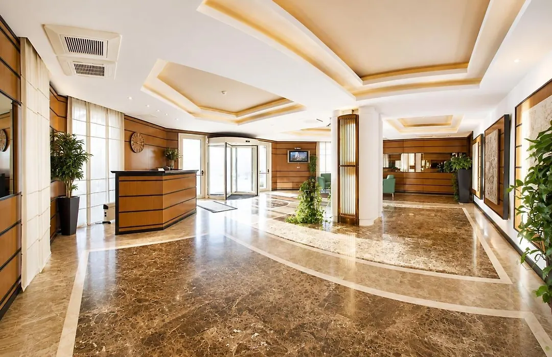 Monte Carlo Palace Suites-1
