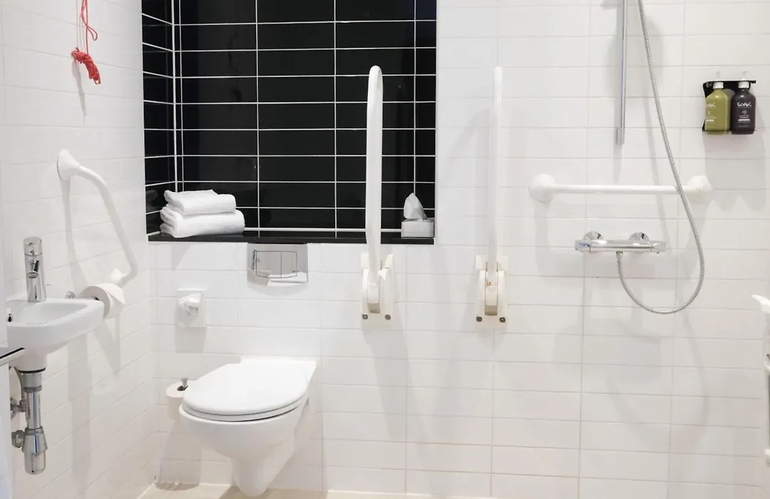 Holiday Inn Express Amsterdam - Sloterdijk Station By Ihg-1