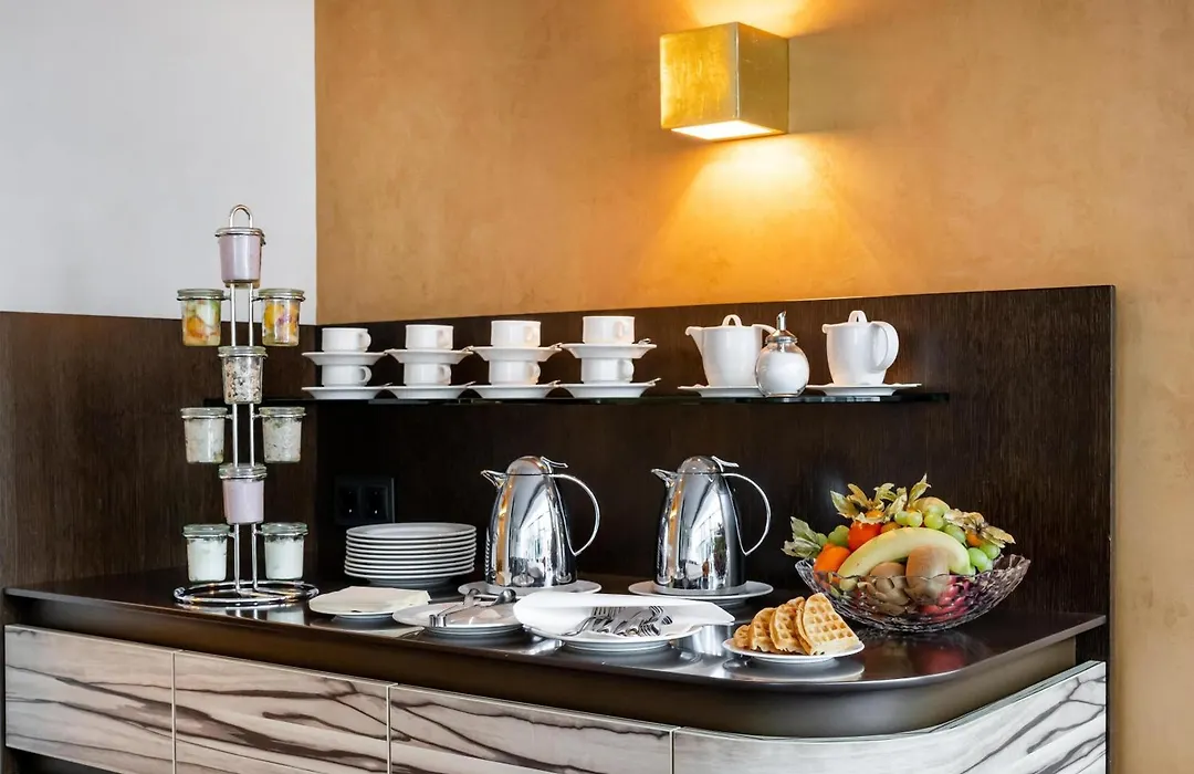 Best Western Plus Hotel St. Raphael-1