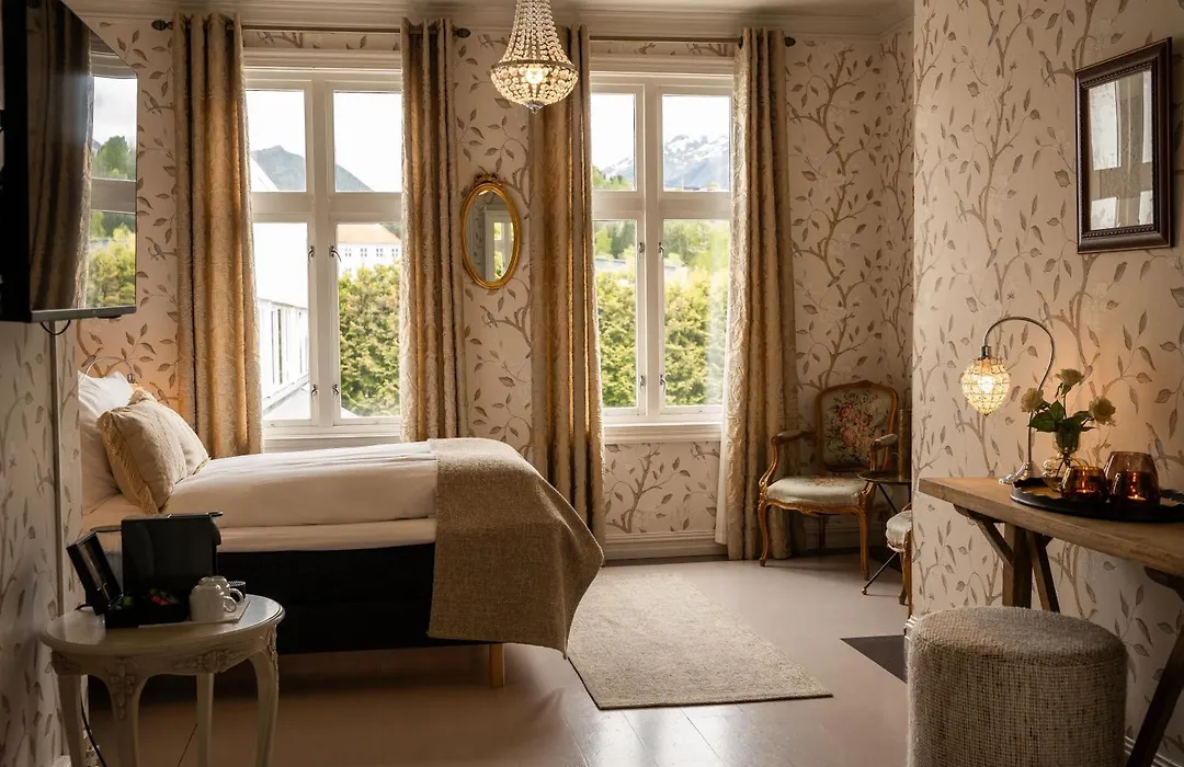 Gloppen Hotell - By Classic Norway Hotels-1