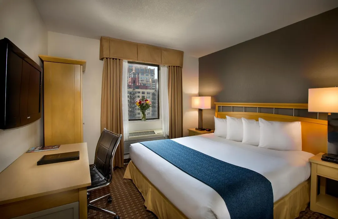 Hudson River Hotel-1