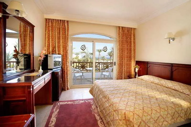 Tropicana Jasmine Club-1