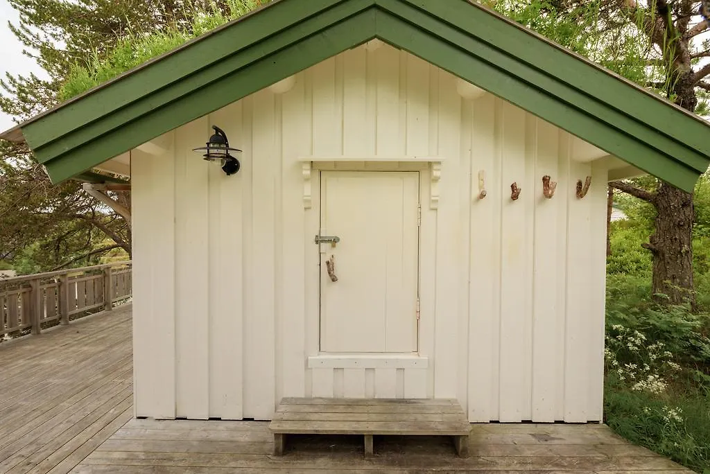 Kabelvåg Feriehus&Camping-1